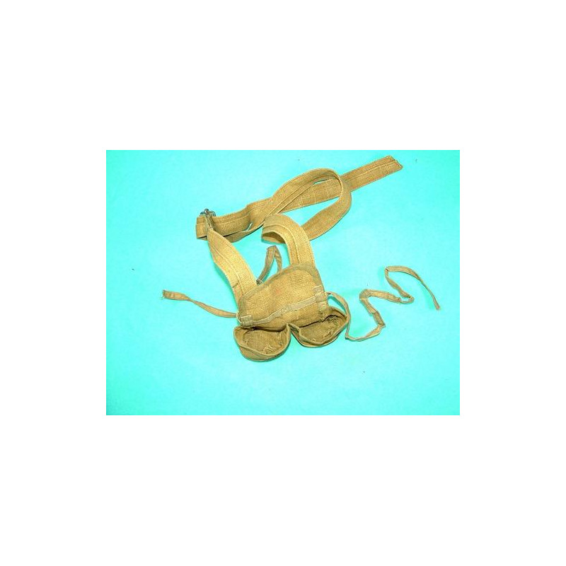 Porte grenade Viet cong 2 grenades Porte grenade Viet cong 2 grenades