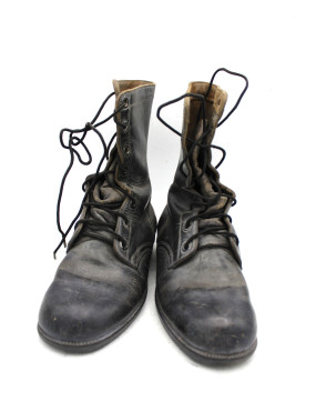 Bottes de combat originale US Vietnam taille 5W datée 1972