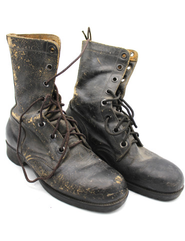 Bottes de combat originale US Vietnam taille 4W datée 1972