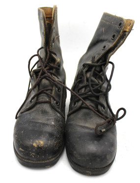 Bottes de combat originale US Vietnam taille 4W datée 1972