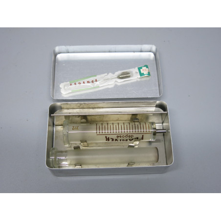 Seringue FLAMIVER 1958  armée Française ref 99 