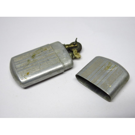 Briquet ref 569