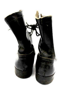 Bottes de combat originale US Vietnam taille 8R datée 1969