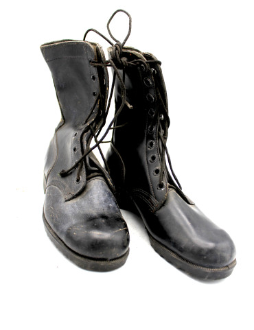 Bottes de combat originales US Vietnam taille 7-1/2R datée 1972