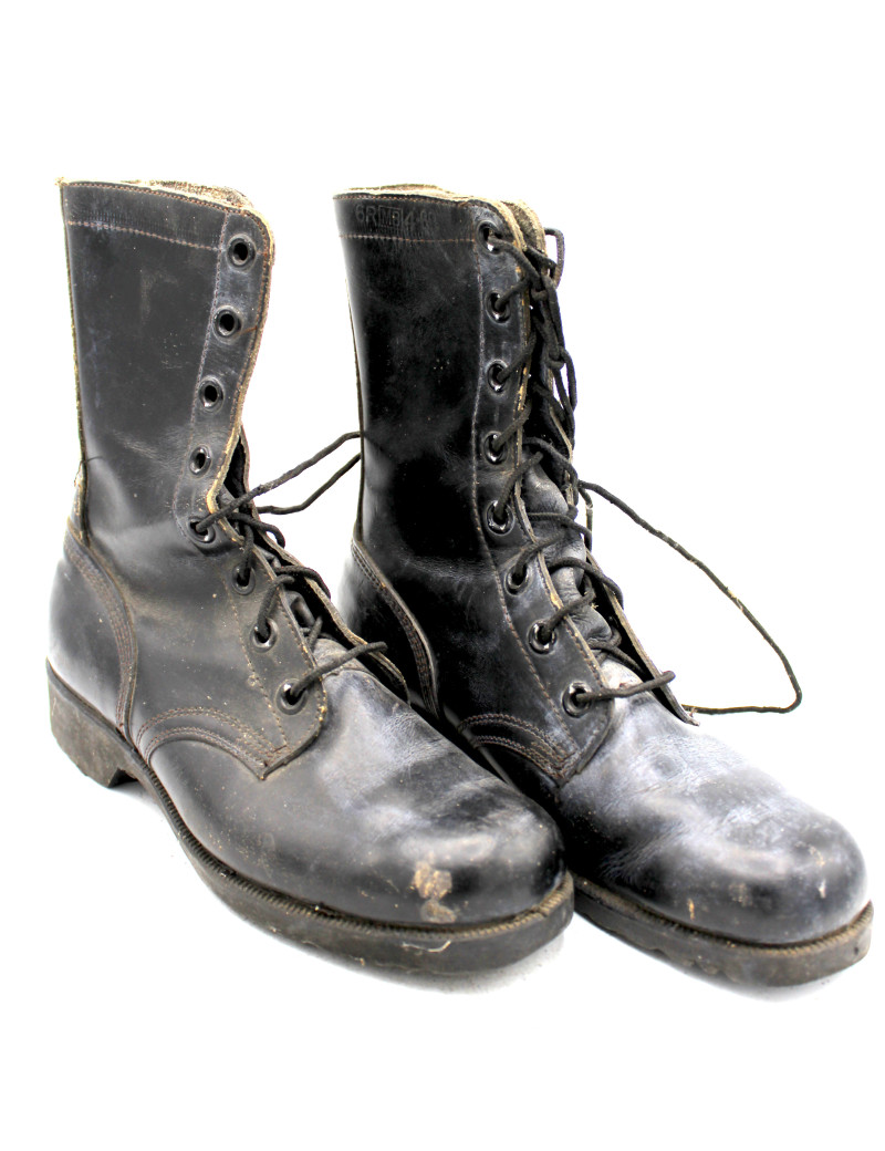 Bottes de combat originales US Vietnam taille 6R datée 1969