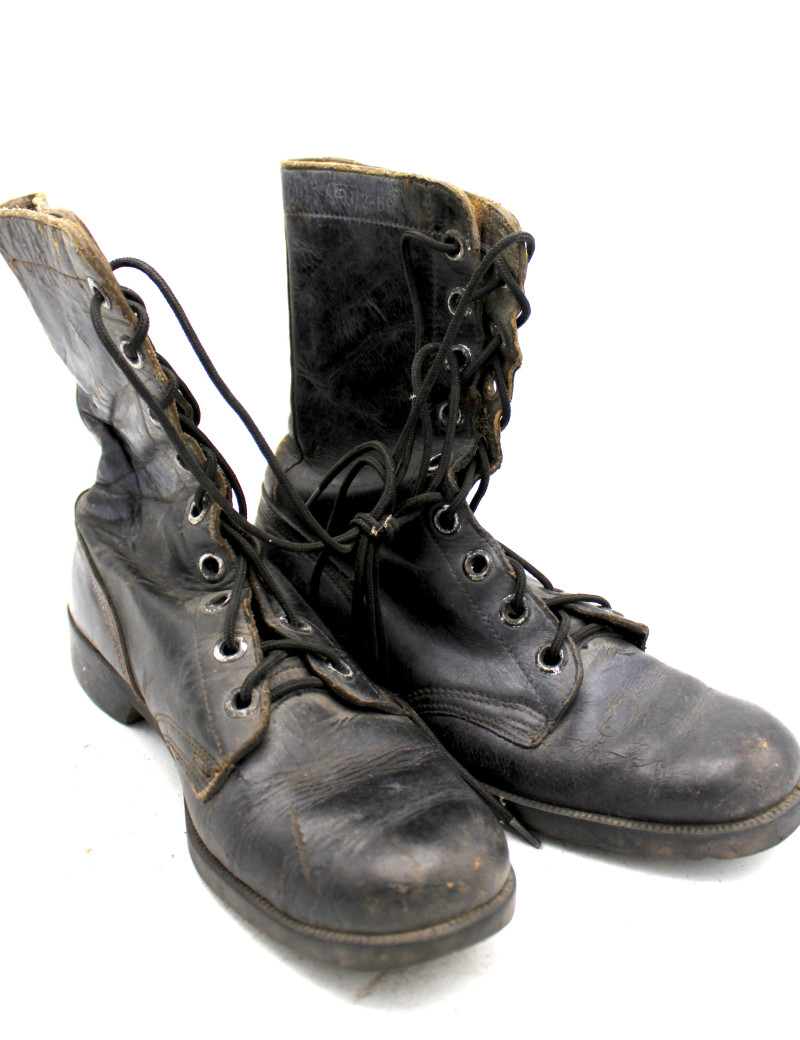 Bottes de combat originales US Vietnam taille 9R datée 1969