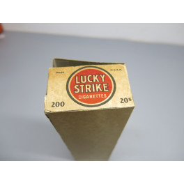 Boite carton vide original pour  cigarettes Lucky Strike  US ww2  ref 22