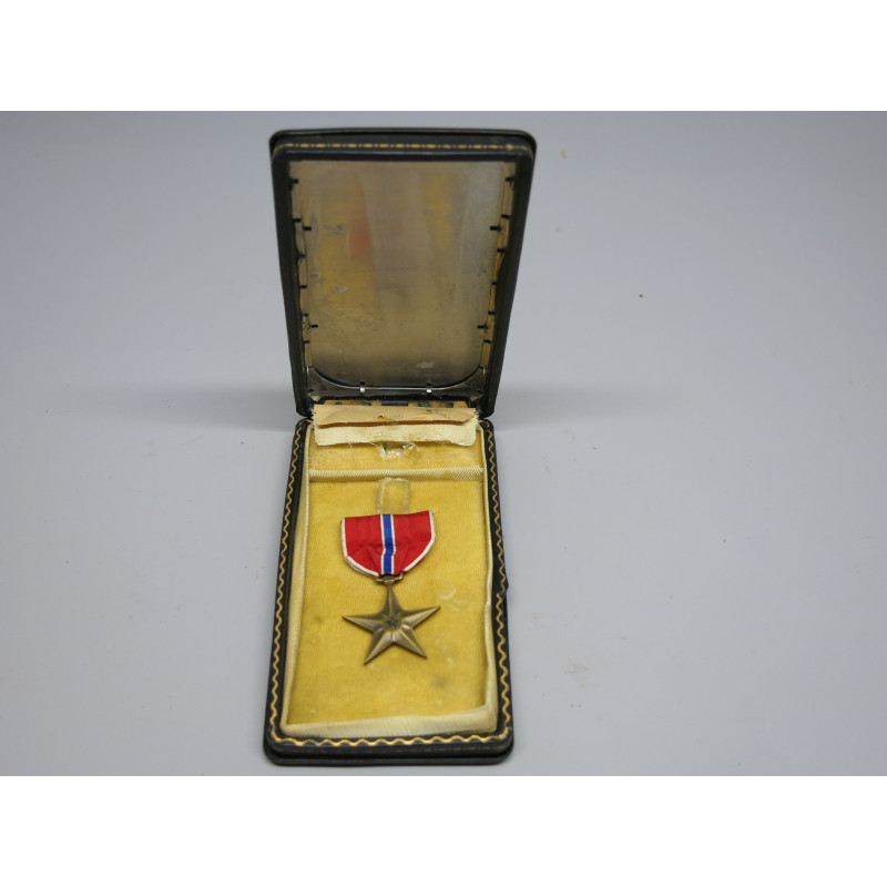 Médaille Bronze Star US originale dans sa boite Ref  727