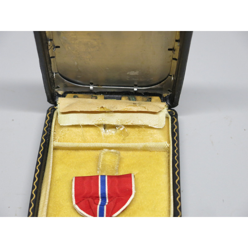 Médaille Bronze Star US originale dans sa boite Ref  727
