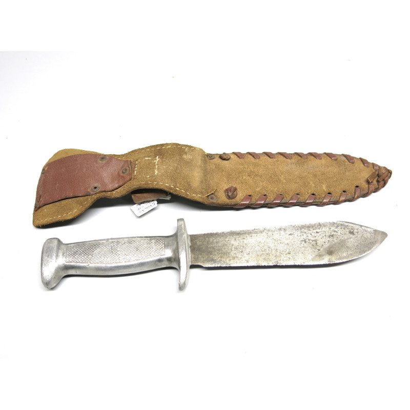 Poignard de jeune des chantiers de jeunesse 1944  avec fourreau  cuir 