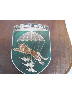 Plaque sur bois US Vietnam Airborne Ranger 67-68 ref 871