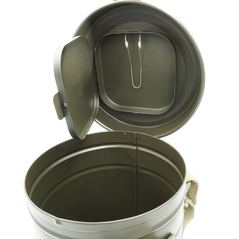 Boite de masque à gaz allemande avec bretelles new Boite de masque à gaz allemande avec bretelles new