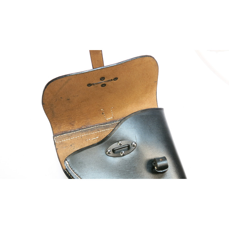 Etui cuir lance fusée Allemand 39/45 repro Etui cuir lance fusée Allemand 39/45 repro