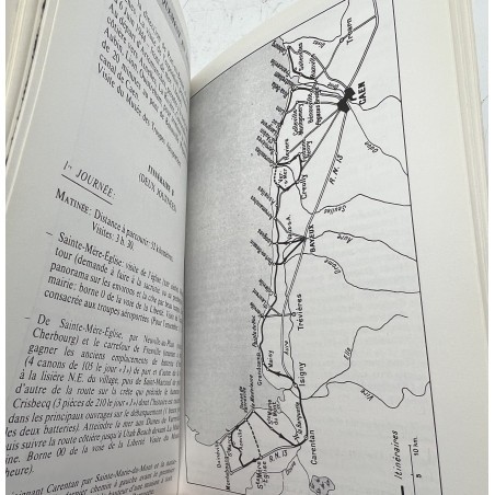 livre Le débarquement en Normandie - 6 Juin 1944 - Hachette Guides Bleus