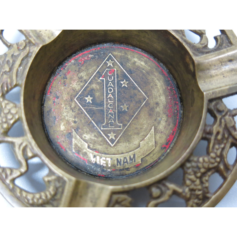 Cendrier en bronze  1 st US Marines Vietnam ref 333