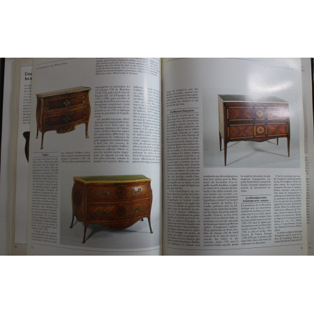 Album Le mobilier du XVIIIe siècle en France et en europe.