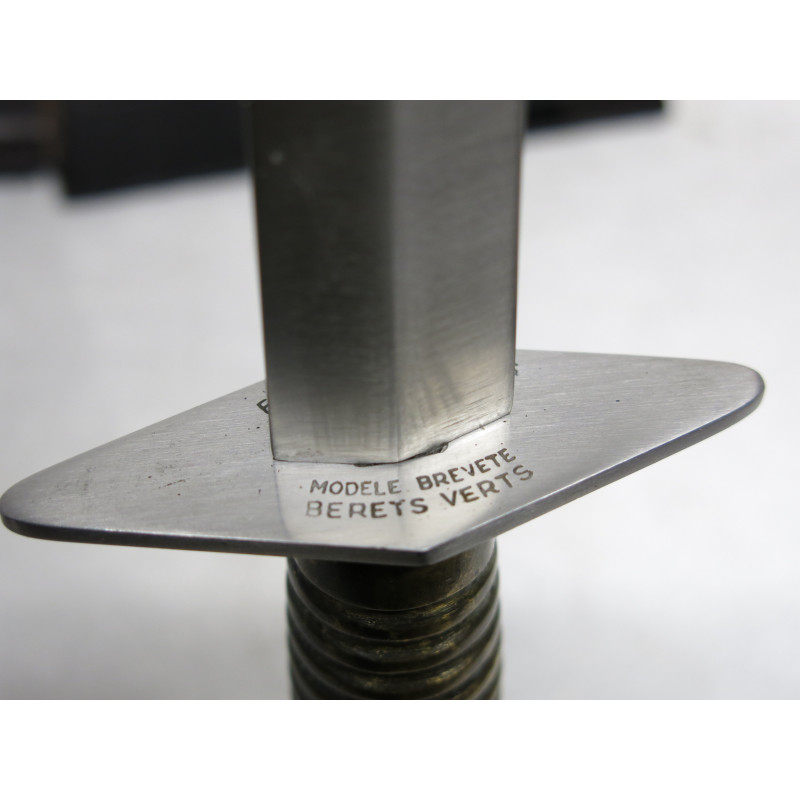 Dague Bérets verts et speciales forces France avec fourreau