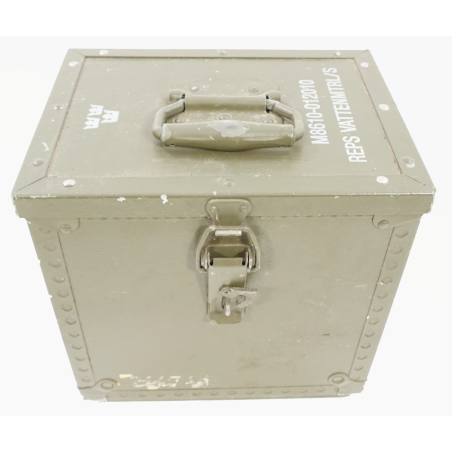 Caisse de transport de l'armée Suédoise pour le traitement des eaux