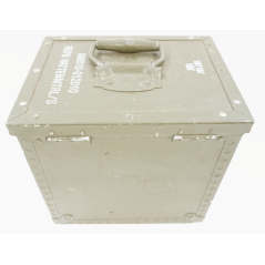 Caisse de transport de l'armée Suédoise pour le traitement des eaux