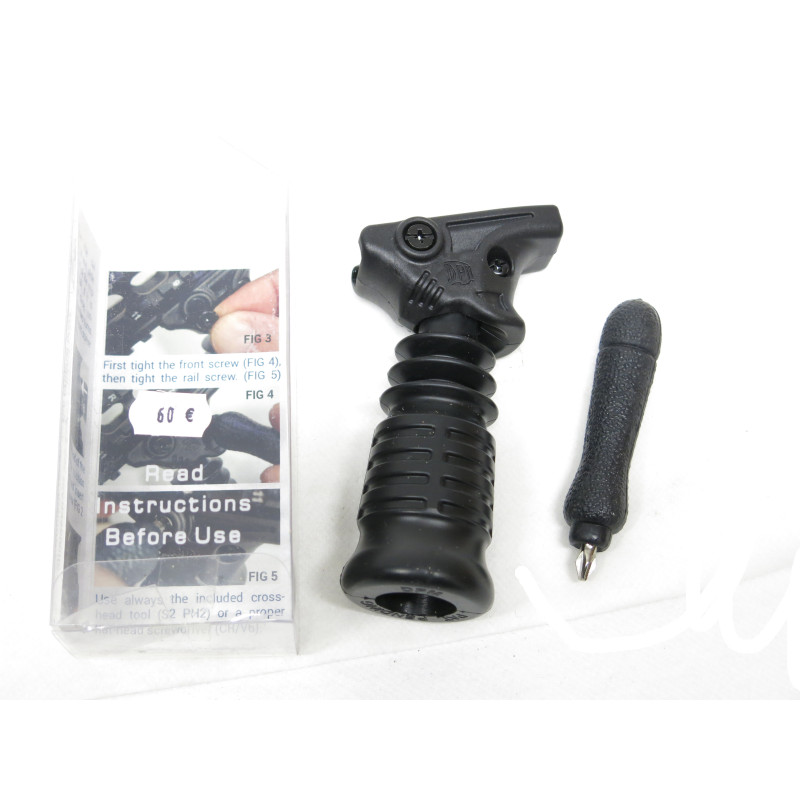 Poignée flexible tactique DPM  version courte couleur noir