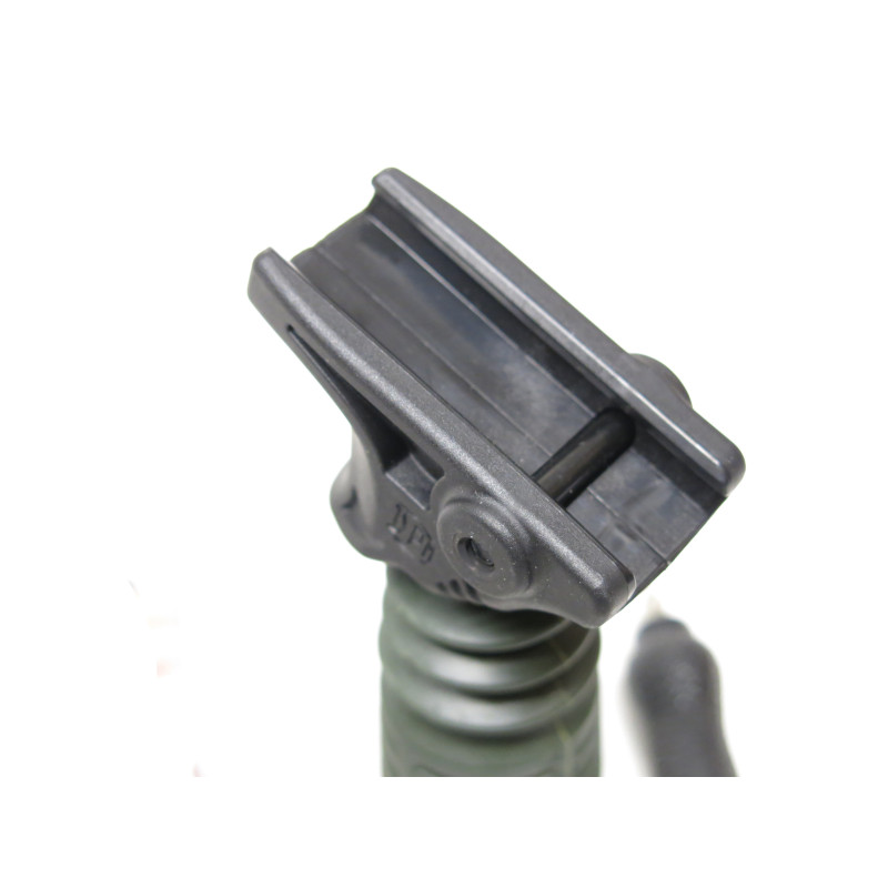 Poignée flexible tactique DPM  version courte couleur verte