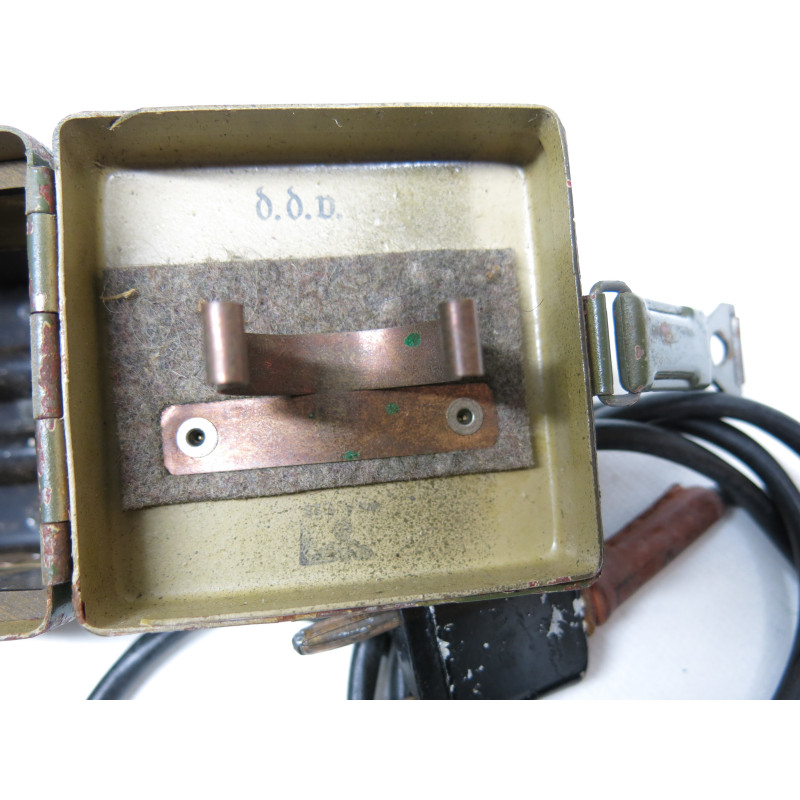 Boite a batterie optique avec cable MG 34/42  aqq waffenamt  ref 177