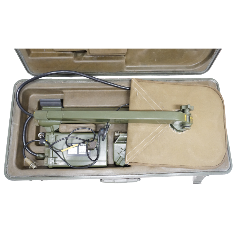 Détecteur de mines de l'armée française DHPM-1A