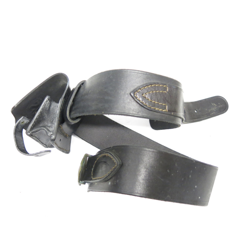 Ceinturon cuir noir US avec sacoche  ref 669