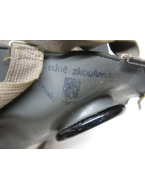 Masque a gaz Francais 39/45 etat neuf ref m 36