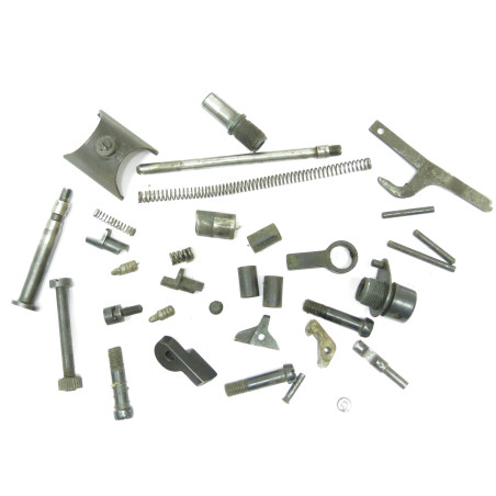 Lot de pieces fusil AGM 42 