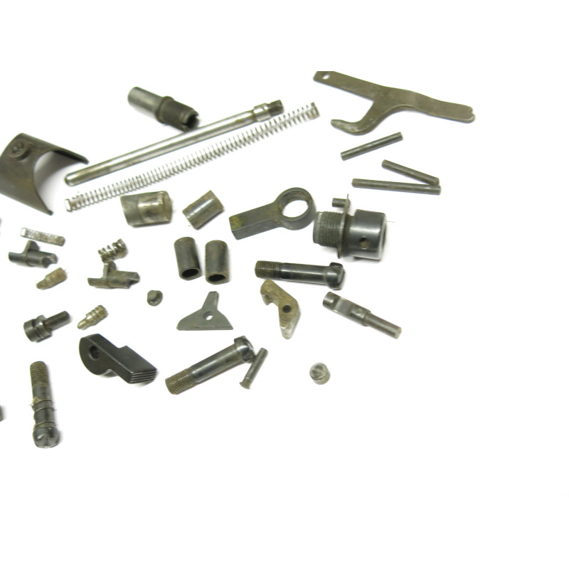 Lot de pieces fusil AGM 42 