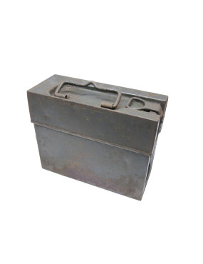 Box with 6 mag MG 13 1938...