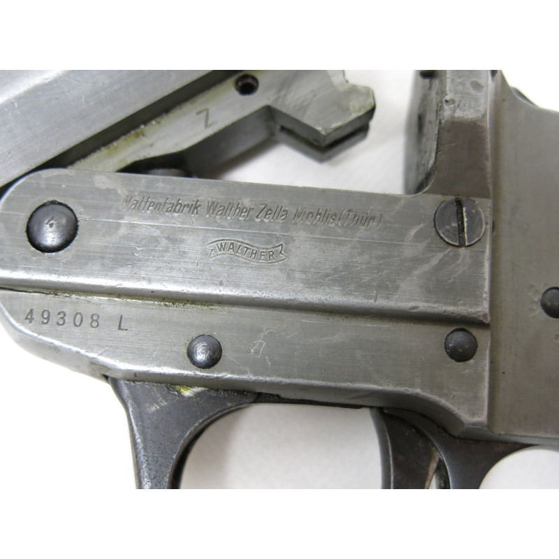 Lance fusée Allemand WALTHER  39/45 fabrication en Zinc numéro 49308 L