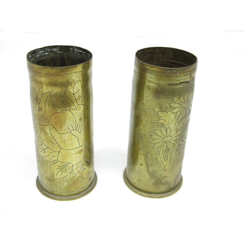 Lot de 2 douilles 37 mm decorées 14/18  ref 547