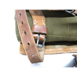 Superbe sac a dos poil de vache Allemand daté 1942 ref sa 963