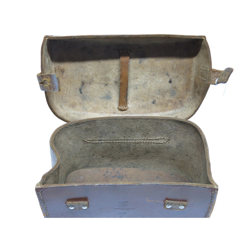 Trousse en cuir originale infirmier Allemand 1942 ref 266