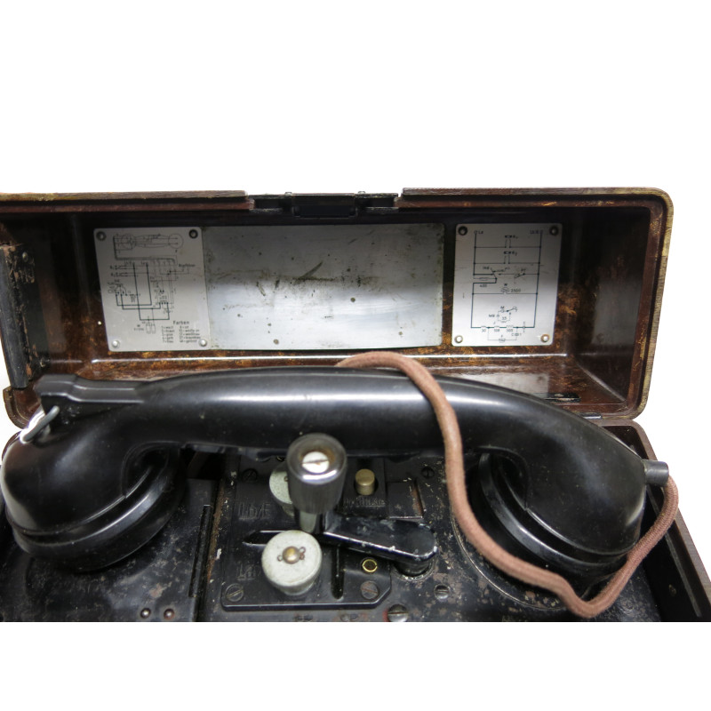 Tel de campagne WH bakelite