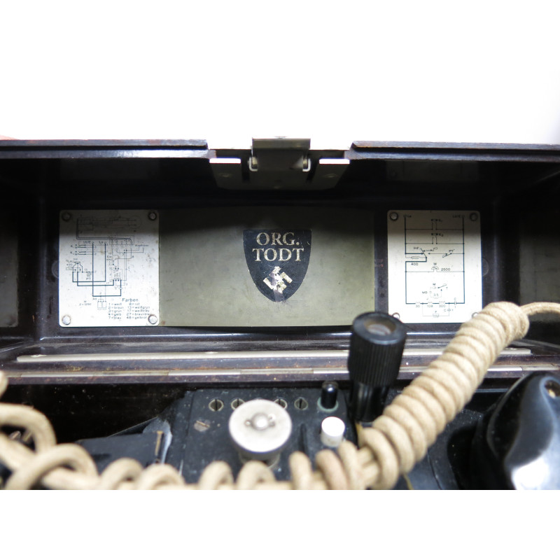 Tel de campagne WH bakelite