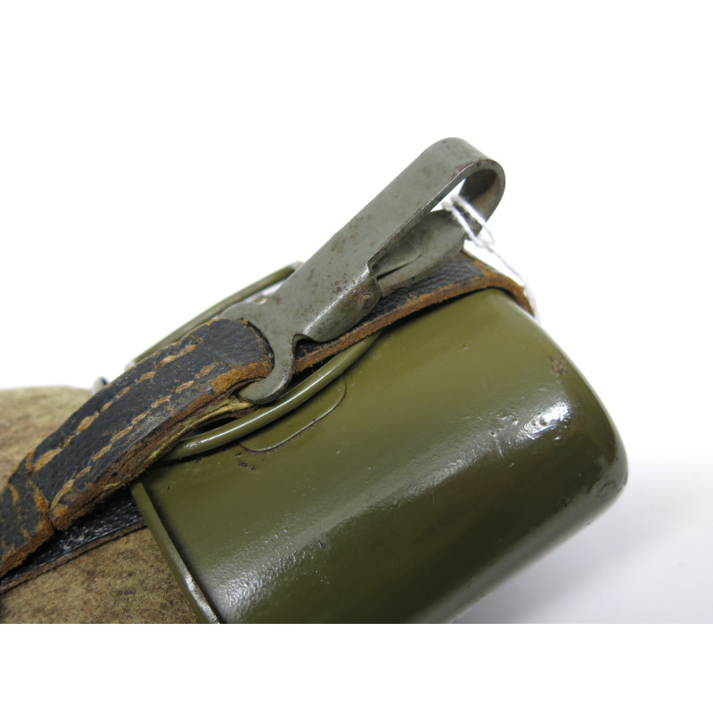 Gourde Wh original 1936 Ref A10