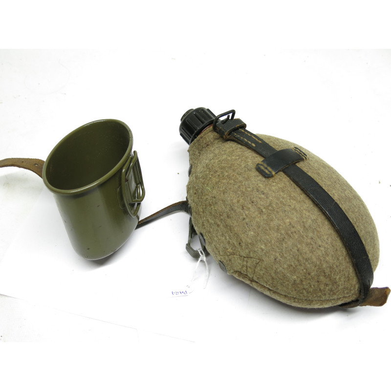 Gourde Wh original 1936 Ref A10