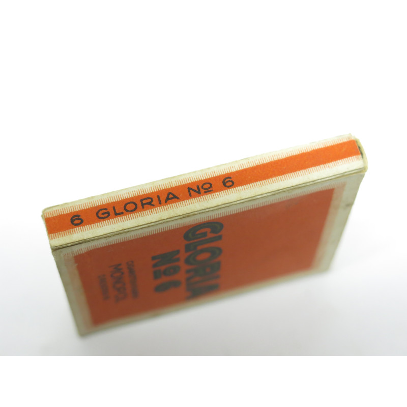 Paquet vide cigarette Gloria n°6   ref  20