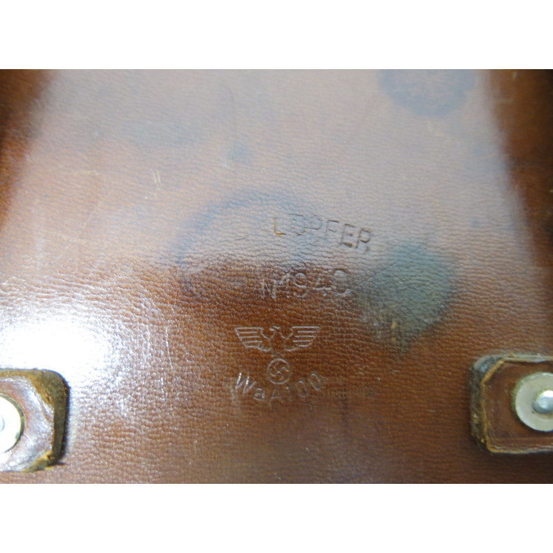 Trousse en cuir originale infirmier Allemand 1940 ref  58 