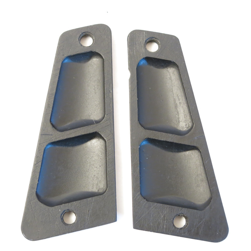 Paire de plaquettes Radom Vis 35 couleur noire 