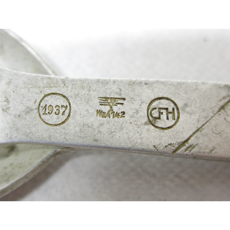 Couvert Allemand marquage  CFM 1937  ref 22 