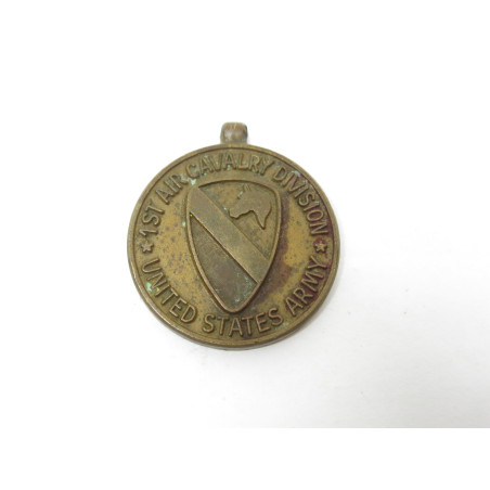 Médaille first cavalerie US Vietnam ref 114