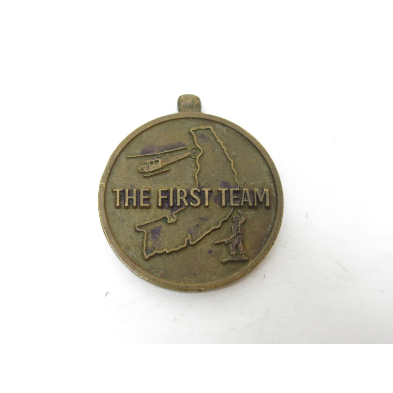 Médaille first cavalerie US Vietnam ref 114