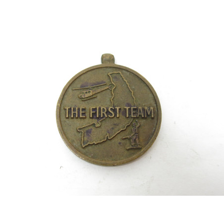 Médaille first cavalerie US Vietnam ref 114