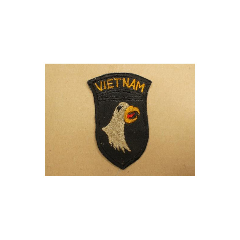 Patch 101 st Airborne Vietnam réf 18