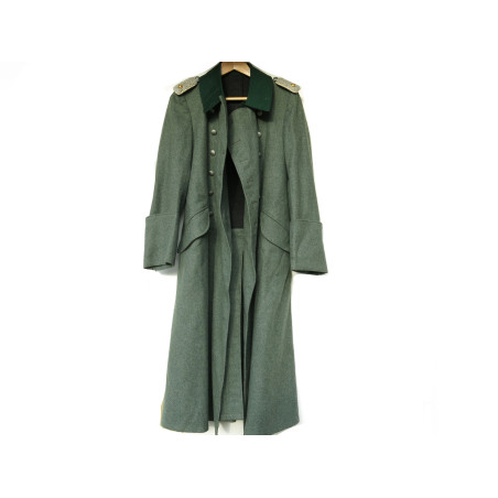 Capote originale soldat Allemand avec pattes d'epaules ref 666 