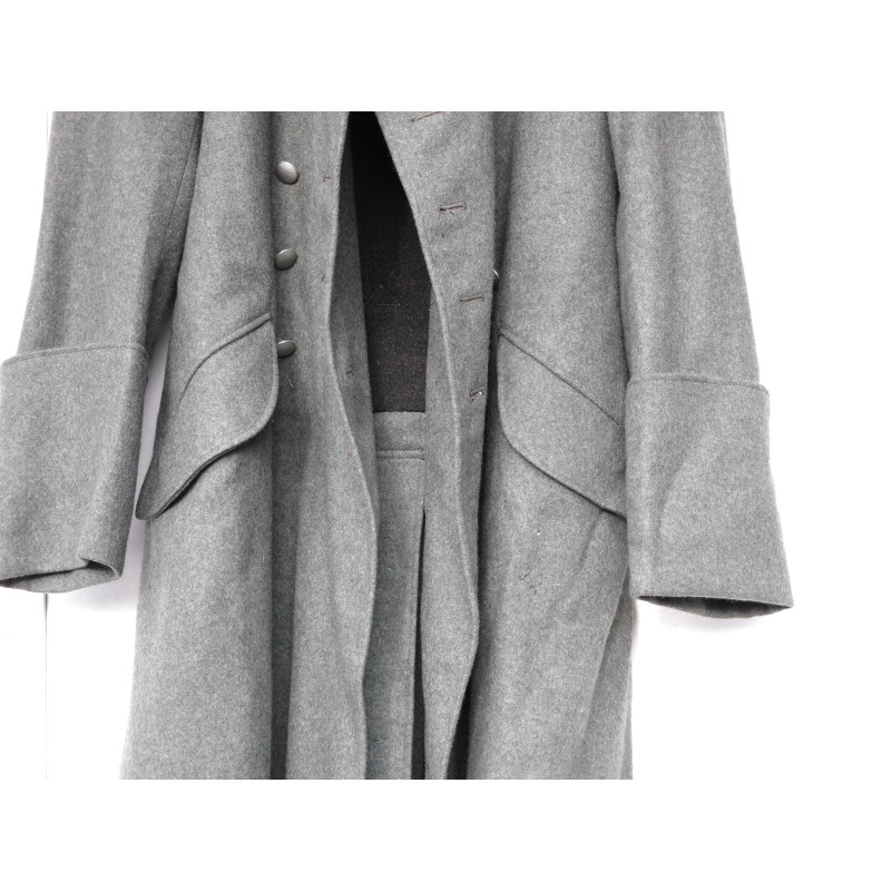 Capote originale soldat Allemand avec pattes d'epaules ref 666 